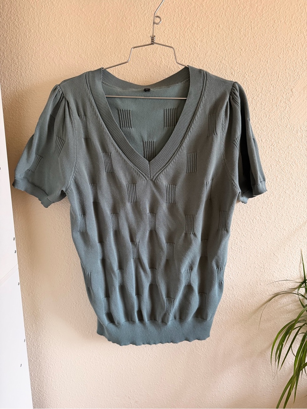 Textured V-Neck Short Sleeve Top - Sage Green